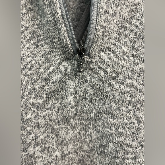 Patagonia Women's Zip-Up Sweater in Light Gray - Picture 3 of 9